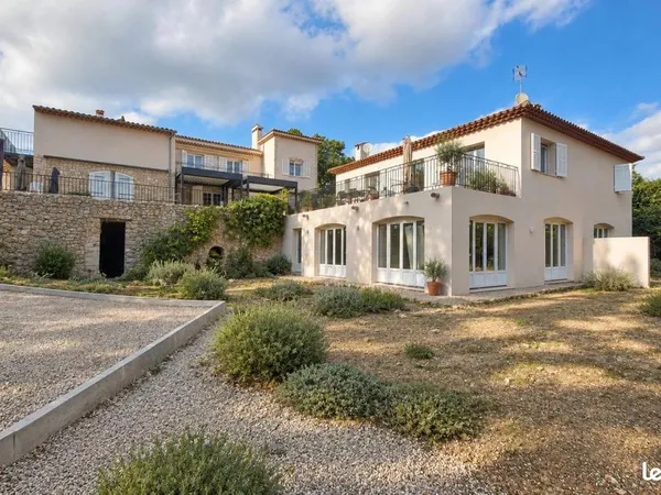 Appartement 4 pièces 83 m²