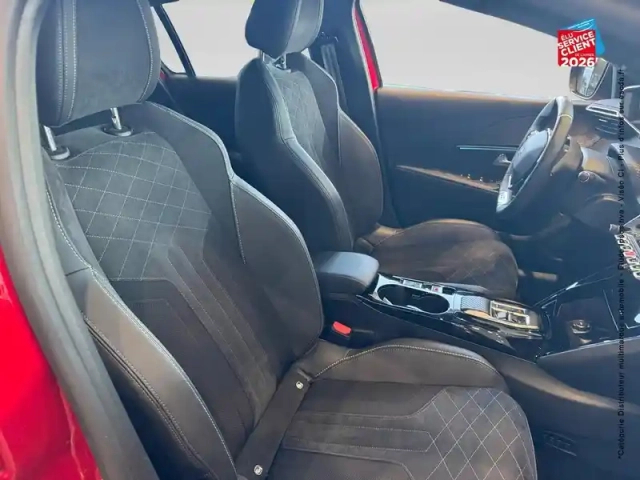 Peugeot 208 e- 136ch gt pack — photo 5