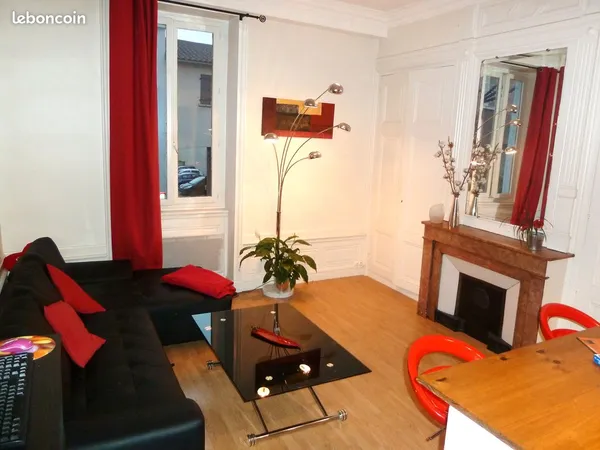 Spacieux T2 de 40m², VILLEFRANCHE CENTRE, 526