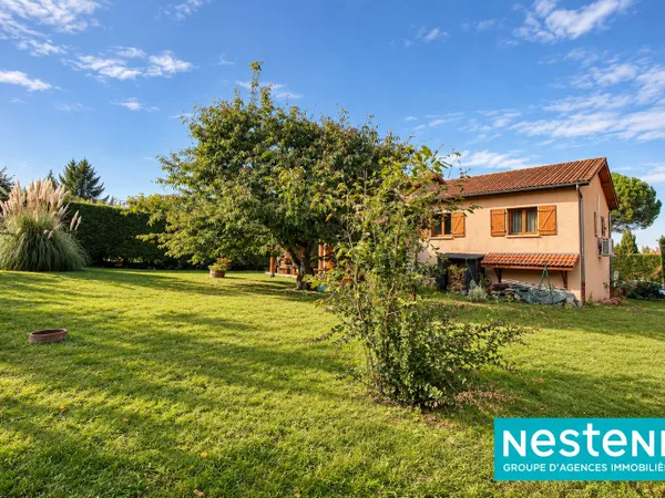 Maison traversante 6 pièces avec jardin sans vis à vis 69150- Décines Charpieu