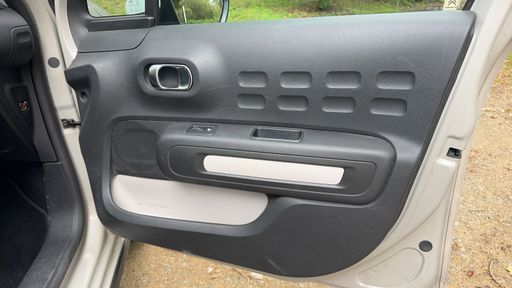 Citroen C3 1.2 PureTech 82 - You – 2022 – 48189 km – Essence – Boîte Manuelle — photo 22
