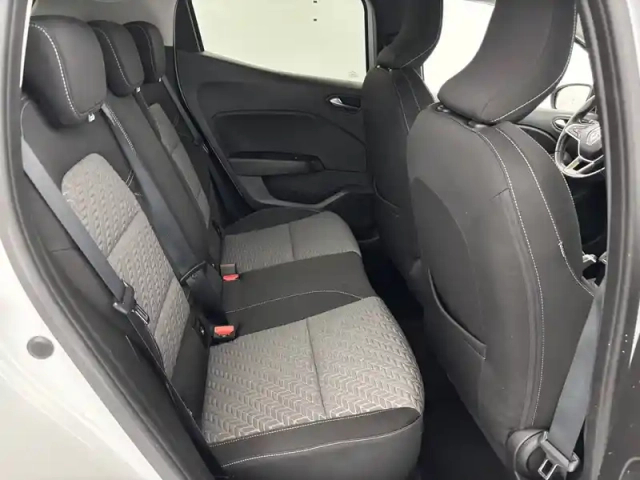 Renault Clio tce 90 — photo 25