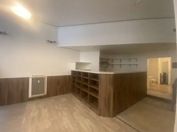 Local 80 m²