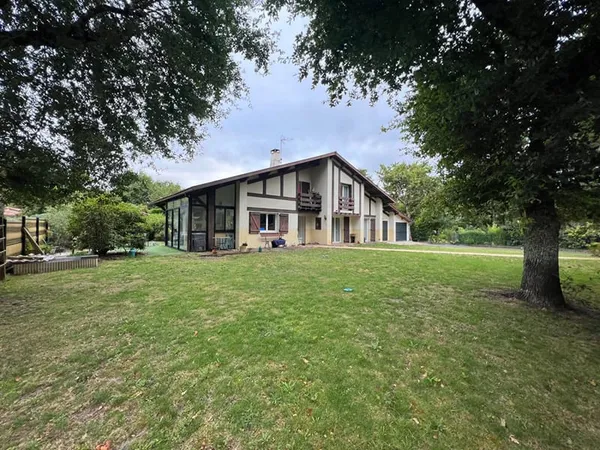 Maison Gujan Mestras 7 pièce(s) 204 m2