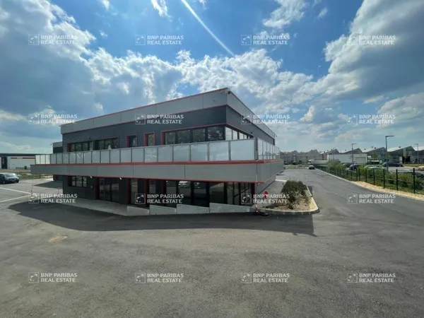 Local d'activité 491 m²