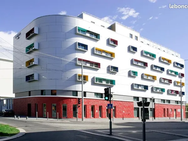 Studio 1 pièce 18 m²