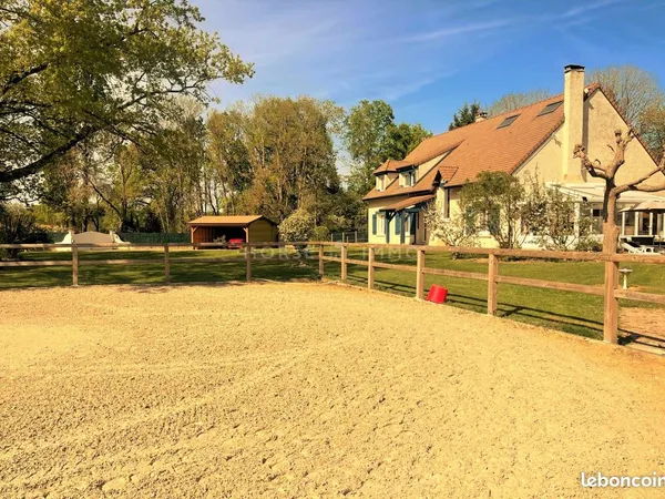Propriété 7 pièces 230 m²