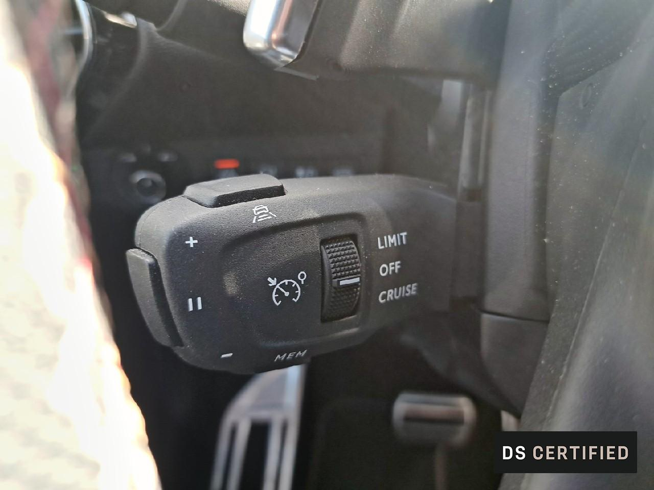Ds Ds 7 crossback 7 crossback hybride e-tense 225 eat8 performance l — photo 24