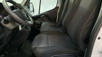 Renault Master F3500 L2H2 2.3 Blue dCi 135ch Confort Euro6 — photo 12
