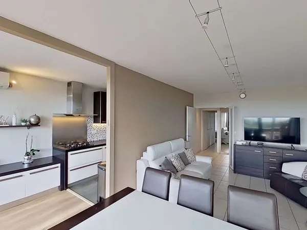 Appartement 4 pièces 83 m²
