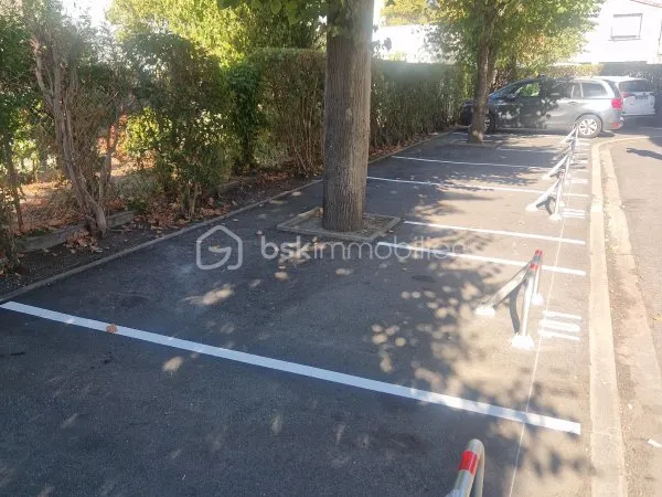 Parking 11 m²