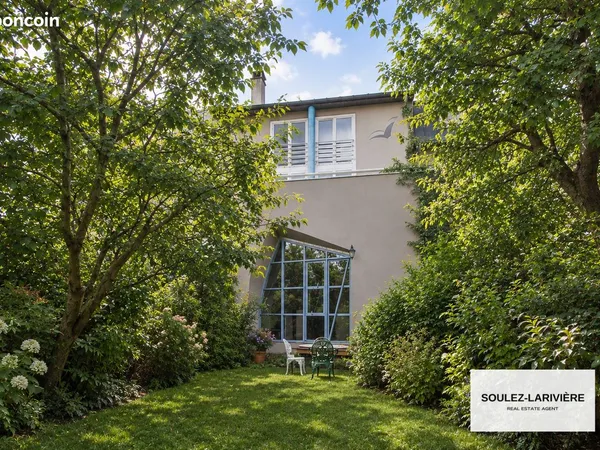 Château 8 pièces 231 m²
