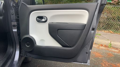 Renault Twingo 0.9 TCe 90 Energy - Intens – 2017 – 44894 km – Essence – Boîte Manuelle — photo 29