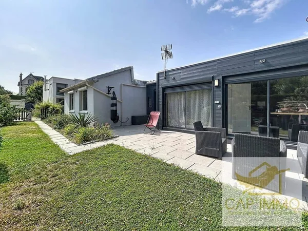 Maison de plain-pied 7 pièces 164 m²