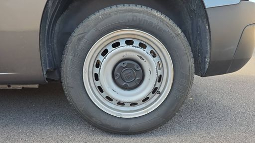 Fiat Doblo Cargo VU 1.2 PureTech 110 - Pro Lounge Connect – 2024 – 33816 km – Essence – Boîte Manuelle — photo 11