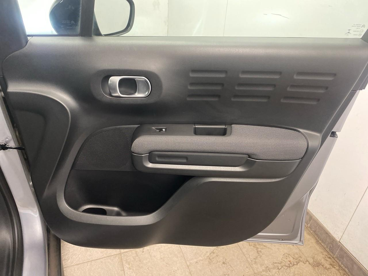 Citroën C3 Aircross puretech 130 s&s eat6 shine — photo 25
