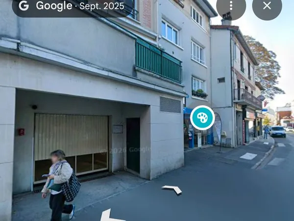 Parking entre gare et mairie