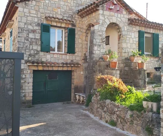 Maison de 106m2 à louer sur Le Cannet
