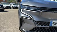 Renault Mégane E-Tech Electric EV60 220ch Iconic super charge — photo 17
