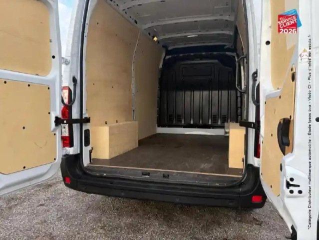 Renault Master fg f3300 l2h2 2.3 blue dci 135ch grand confort euro6 — photo 29