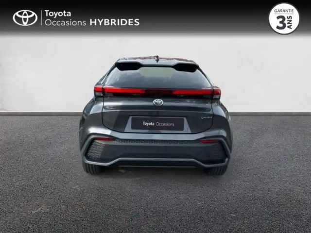 Toyota C-Hr 2.0 hybride rechargeable 225ch design my25 — photo 4