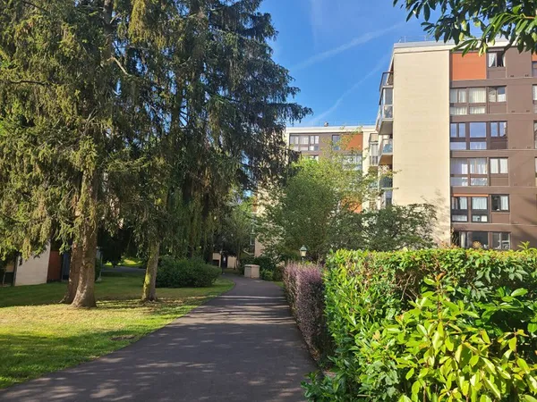 Appartement 4 pièces 90 m²