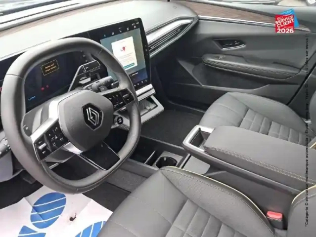 Renault Megane e-tech electric ev60 220ch iconic super charge -c — photo 15