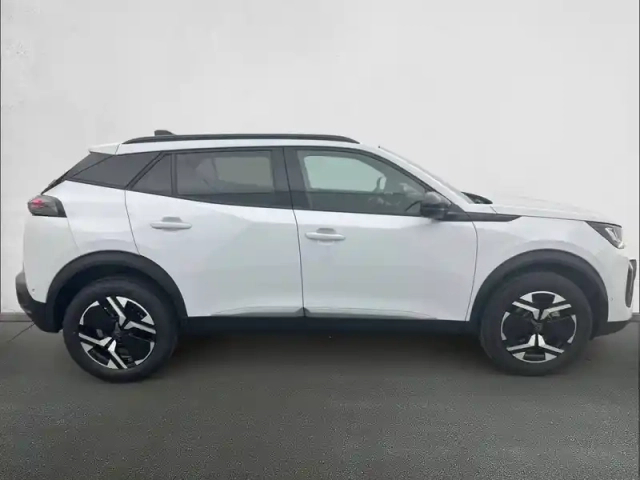 Peugeot 2008 hybrid 145 e-dcs6 — photo 4