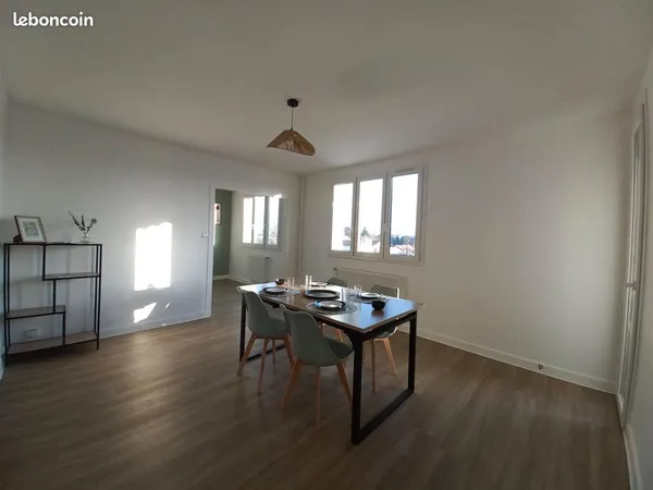 T3/4 de 72m2 + grand GARAGE et vue Vercors