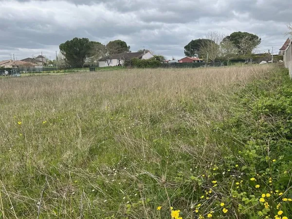 Terrain à bâtir - 2 196 m² - Ribagnac