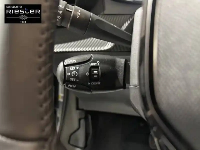 Peugeot 2008 hybrid 145 e-dcs6 — photo 49