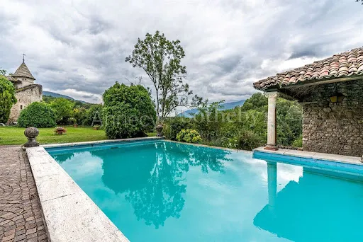 Château 15 pièces 685 m²