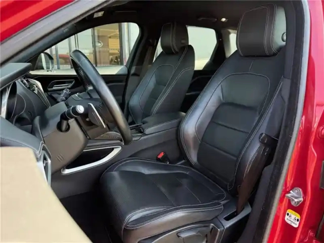 Jaguar F-Pace v6 3.0 d - 300 ch awd bva8 — photo 10