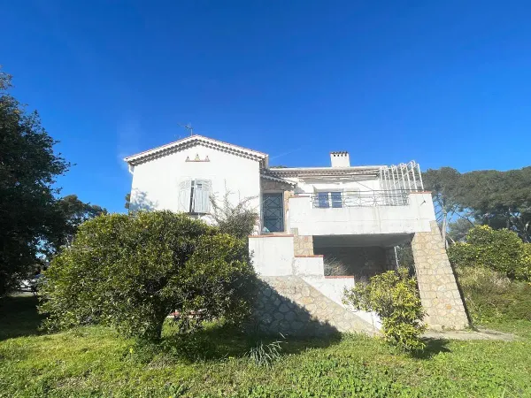 Maison 6 pièces 201 m²