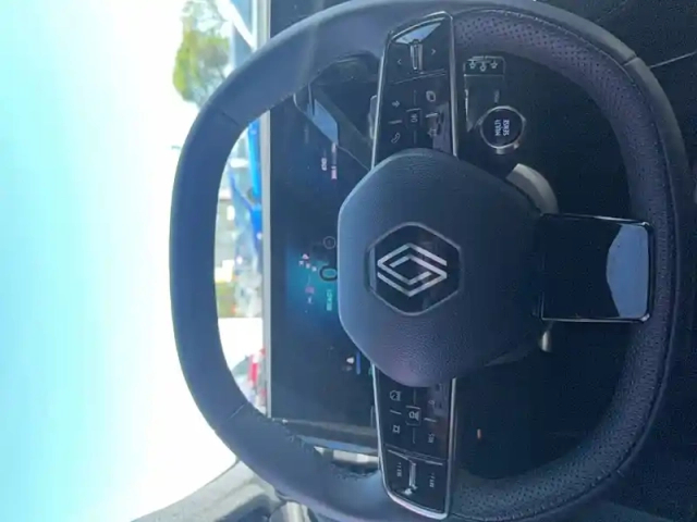 Renault Scenic e-tech électrique 220 ch grande autonomie — photo 16