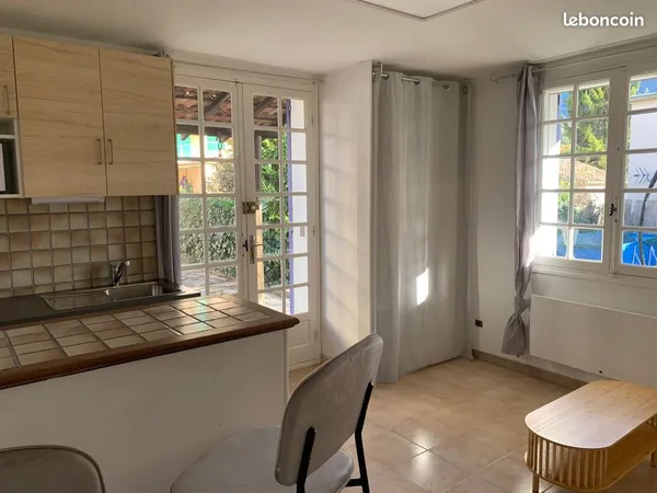 Location appartement dans maison individuelle