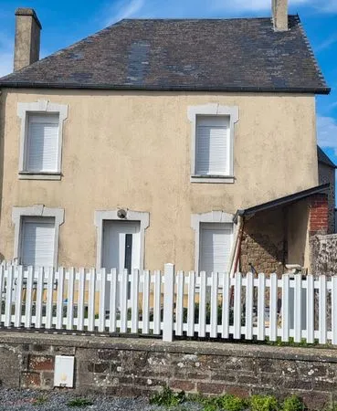Maison de ville à Saint Denis Le Gast