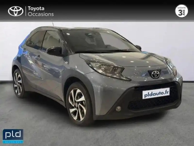 Toyota Aygo X 1.0 vvt-i 72ch design my24 — photo 6