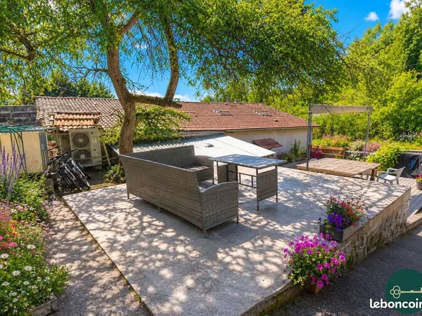Maison 7 pièces 146 m²