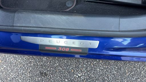 Peugeot 308 SW 2.0 BlueHDi 150 EAT6 - GT Line – 2016 – 141482 km – Diesel – Boîte Automatique — photo 33