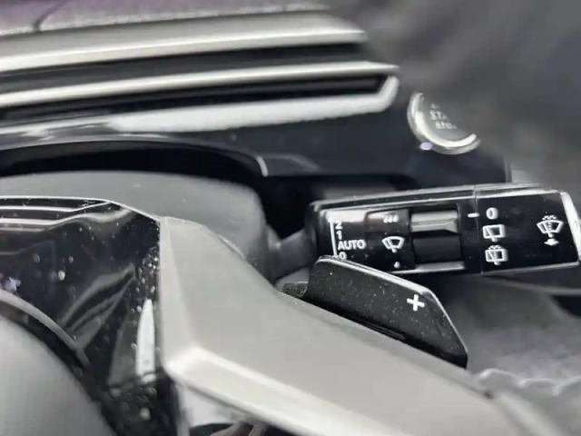 Peugeot 5008 hybrid 136 e-dcs6 — photo 56