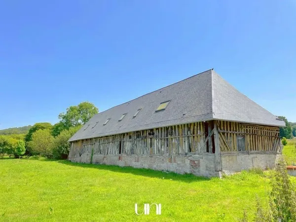 Ancien pressoir en Colombages à rénover