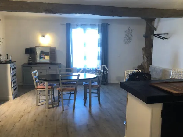 Appartement 2 pièces 64 m²
