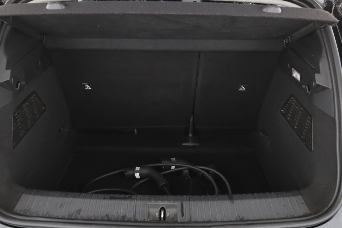 Renault Megane E-Tech E-Tech EV60 Super Charge Equilibre — photo 16