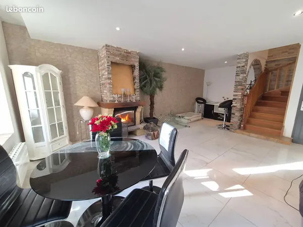 Maison 6 pièces 167 m²