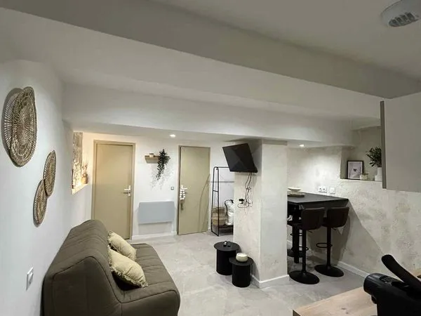 Appartement rentable intramuros