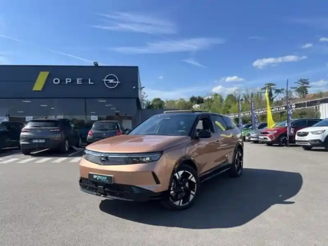 Opel Grandland electric 213ch batterie 73 kwh gs — photo 1