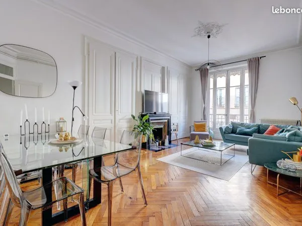 Location meublée 105m2 rue Vauban, Lyon 6eme