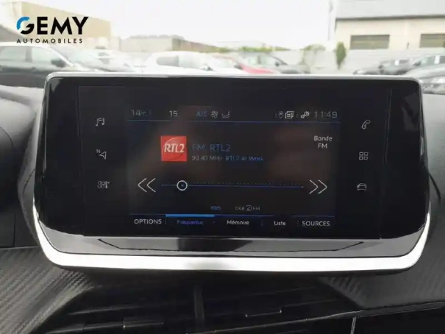 Peugeot 2008 puretech 130 s&amp;s eat8 — photo 17