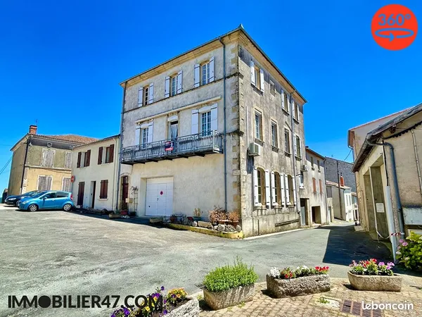 Maison de village 8 pièces 221 m²